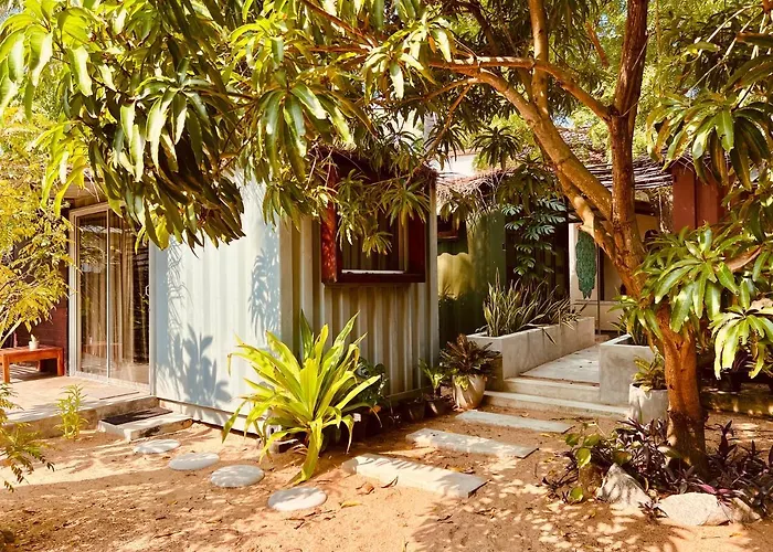 Little Lagoon Hostel