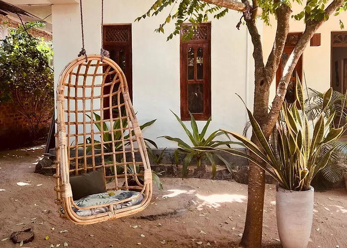 Little Lagoon Hostel